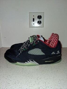 SIZE 11.5M - AIR JORDAN 5 RETRO LOW , CLOT JADE. PRE-OWNED NO BOX. EXTRA LACES.